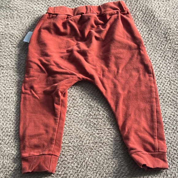 Kids' Rust Jogger Sweatpants - Picture 3 of 3